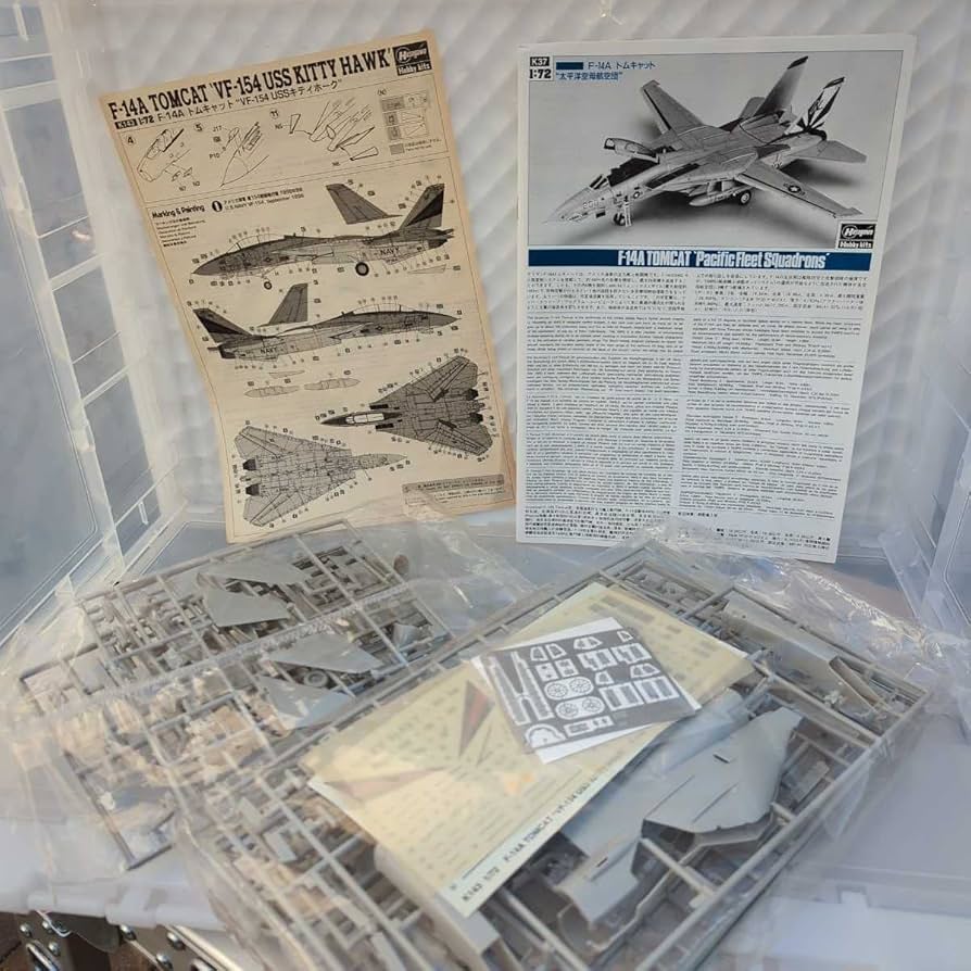 ハセガワ1/72TomcatVF-154Atsugi25thAnnivトムキャッ